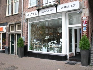 Hotel Larende